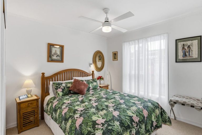 Photo of property in 49a Olive Terrace, Paraparaumu Beach, Paraparaumu, 5032