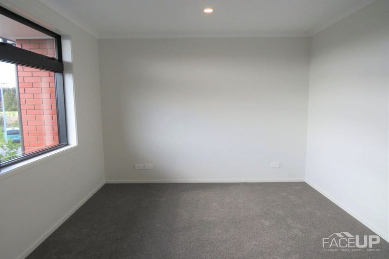 Photo of property in 60 Walter Merton Road, Hobsonville, Auckland, 0616