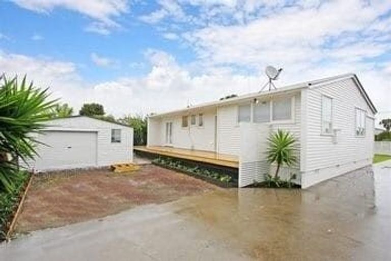 Photo of property in 1/43 Blake Road, Mangere East, Auckland, 2024