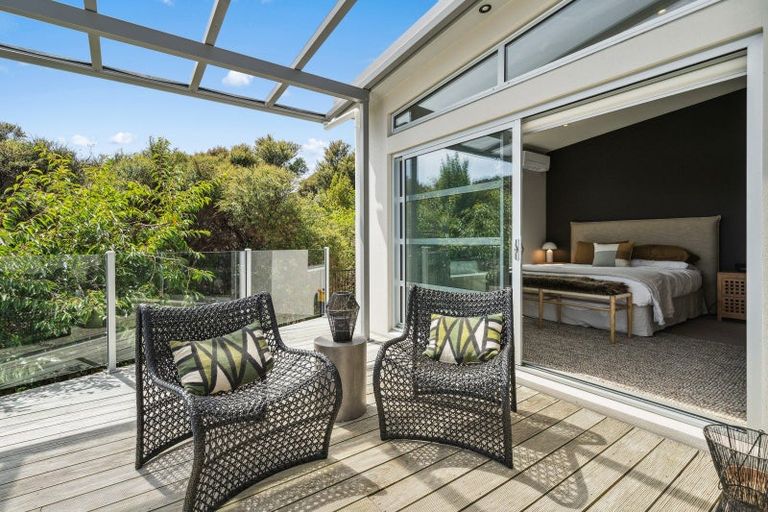 Photo of property in 14 Dornoch Place, Papakowhai, Porirua, 5024