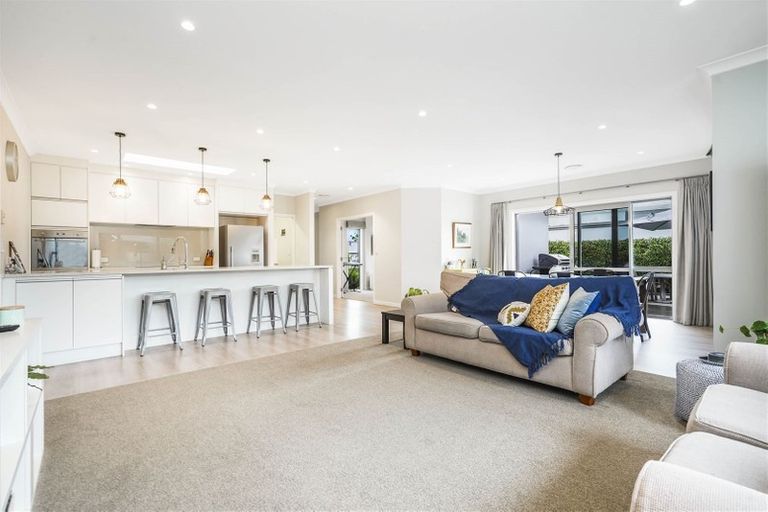 Photo of property in 16 Bree Place, Flagstaff, Hamilton, 3210