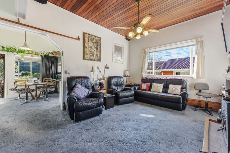 Photo of property in 83 Waikawa Road, Picton, 7220