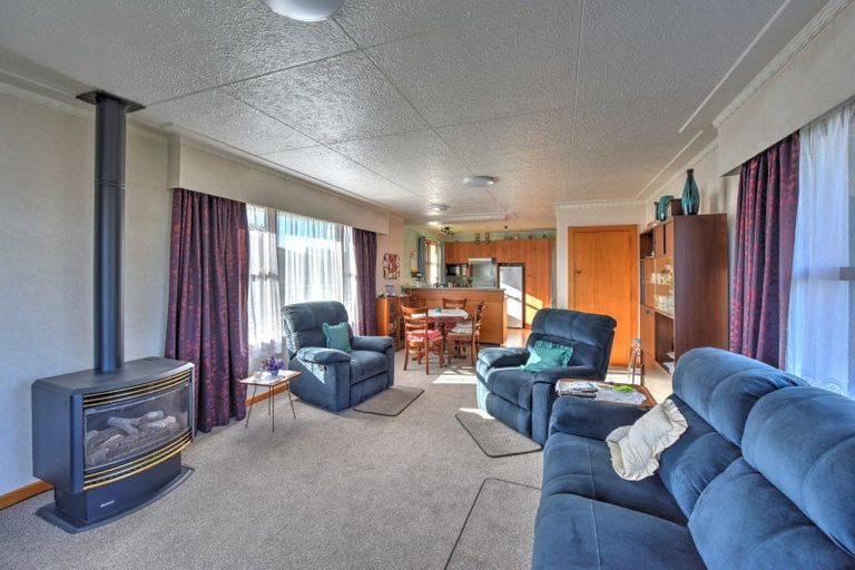 Photo of property in 27 Redan Street, Wyndham, 9831