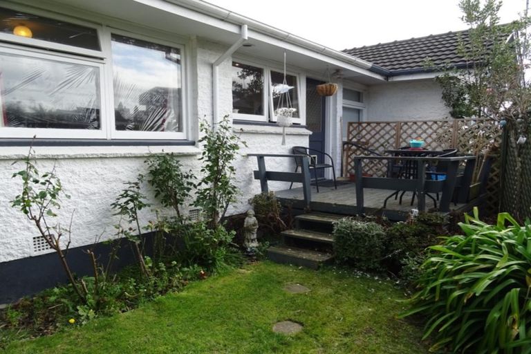 Photo of property in 1/42 Office Road, Merivale, Christchurch, 8014