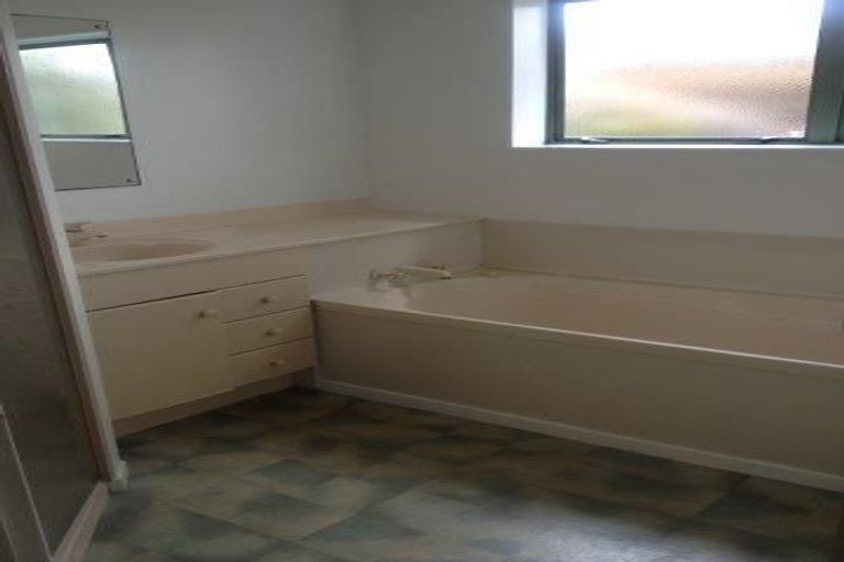 Photo of property in 51 Basley Road, Owhata, Rotorua, 3010