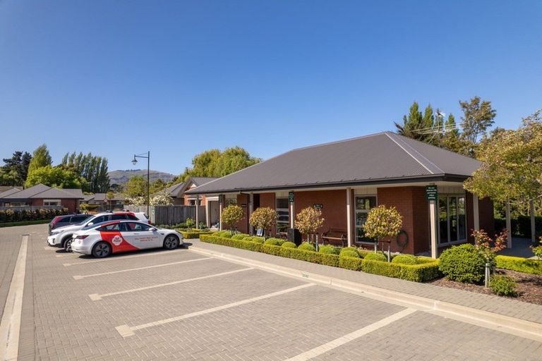 Photo of property in 37 Streamside Court, Woolston, Christchurch, 8062