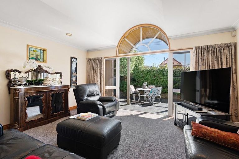 Photo of property in 28 Ings Avenue, Saint Clair, Dunedin, 9012