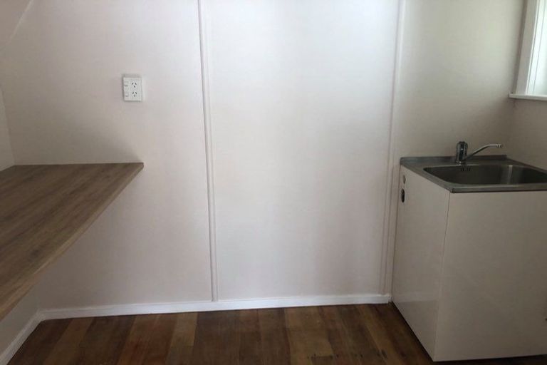 Photo of property in 380 George Street, Stokes Valley, Lower Hutt, 5019