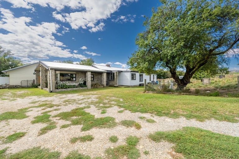 Photo of property in 3651 Becks-lauder Road, Becks, Omakau, 9377