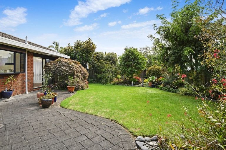 Photo of property in 8 Mt Blanc Place, Northpark, Auckland, 2013