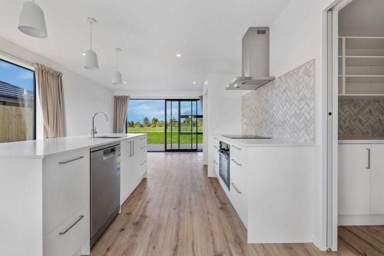 Photo of property in 10 Arapawa Street, Belfast, Christchurch, 8051