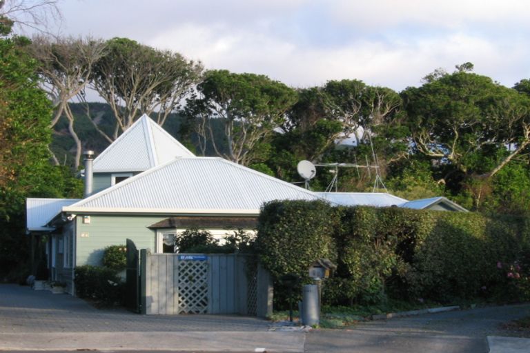 Photo of property in 19 Sunny Glen, Waikanae, 5036