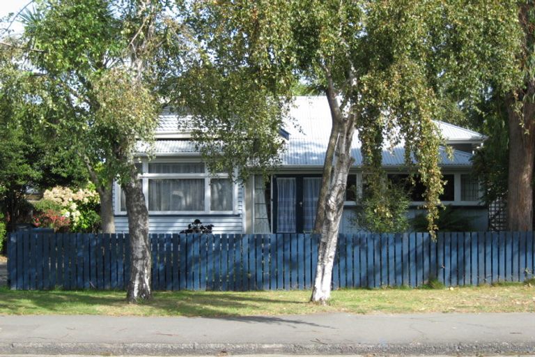 Photo of property in 68 Laurence Street, Waltham, Christchurch, 8011