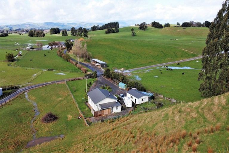 Photo of property in 114 Glengarry Road, Dannevirke, 4978