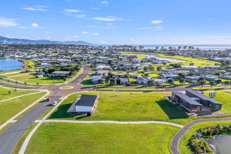 Photo of property in 302 Harbour Drive East, Matarangi, Whitianga, 3592