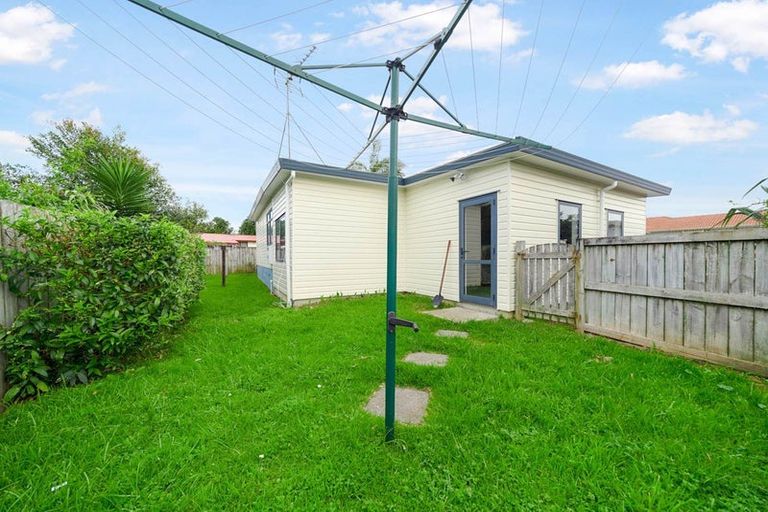 Photo of property in 32d Gifford Road, Papatoetoe, Auckland, 2025