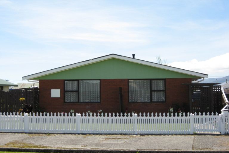 Photo of property in 125b Queen Street, Westport, 7825