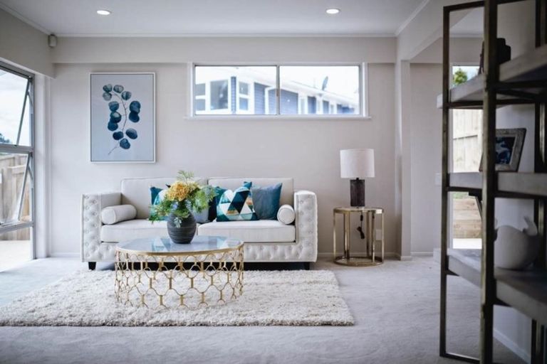 Photo of property in 31 Weatherly Road, Torbay, Auckland, 0630