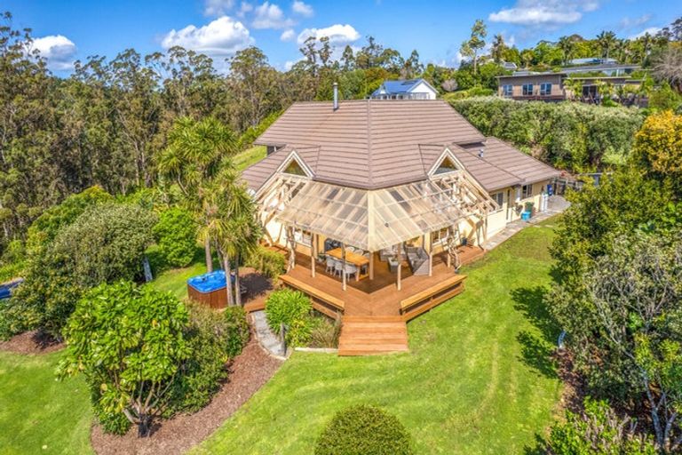 Photo of property in 27 Ruru Lane, Kerikeri, 0230