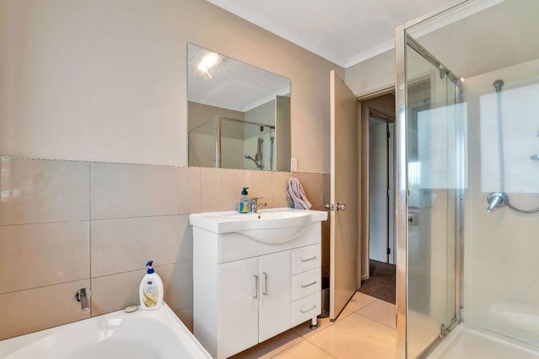 Photo of property in 2 Reremoana Close, Hawera, 4610