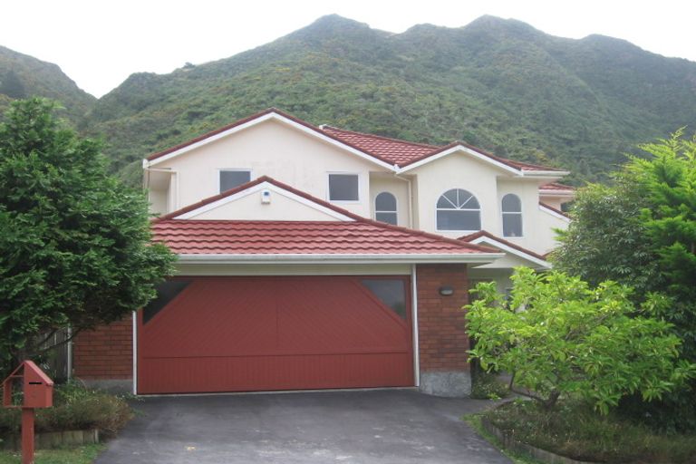 Photo of property in 4 Ridvan Grove, Ngaio, Wellington, 6035