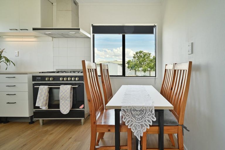 Photo of property in 3 Holmes Place, Flaxmere, Hastings, 4120