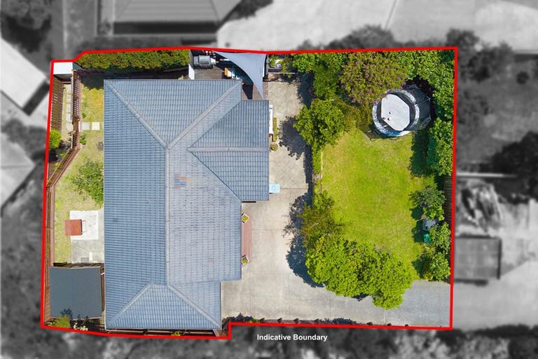 Photo of property in 1/13 Tirimoana Road, Te Atatu South, Auckland, 0602