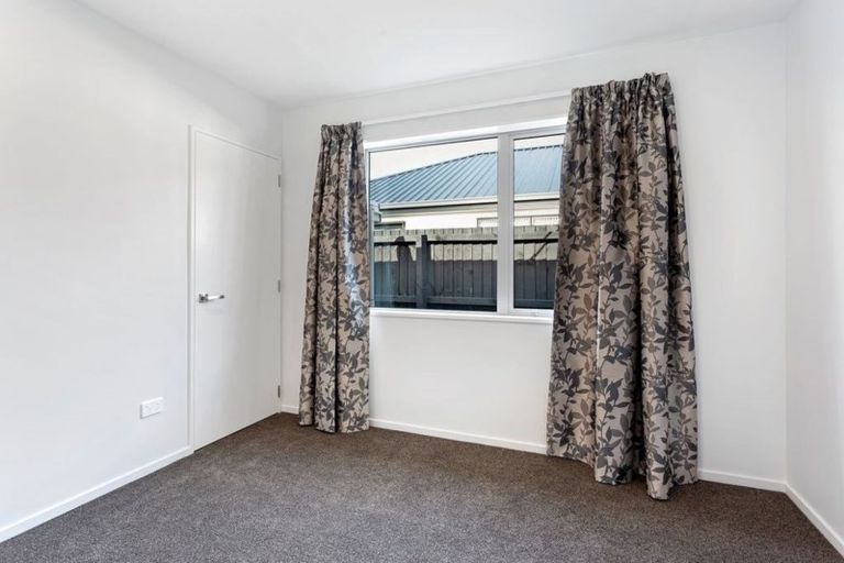 Photo of property in 58 Horoeka Street, Russley, Christchurch, 8042