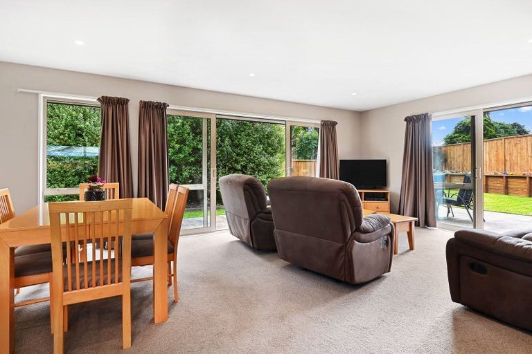 Photo of property in 52 Kawau Crescent, Bromley, Christchurch, 8062