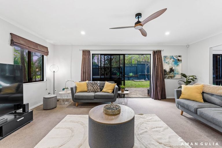 Photo of property in 135 Greenhithe Road, Greenhithe, Auckland, 0632