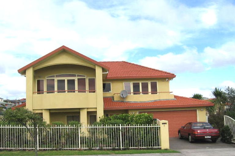 Photo of property in 5 Chadlington Avenue, Henderson, Auckland, 0612