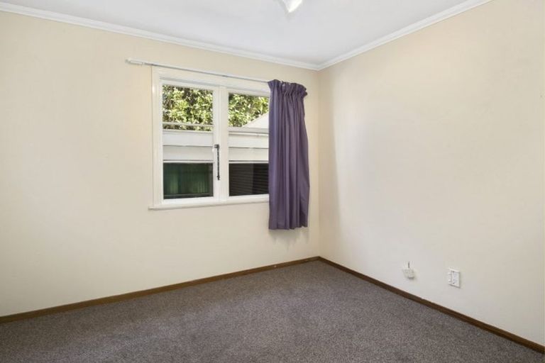 Photo of property in 17 Owen Street, Belmont, Lower Hutt, 5010