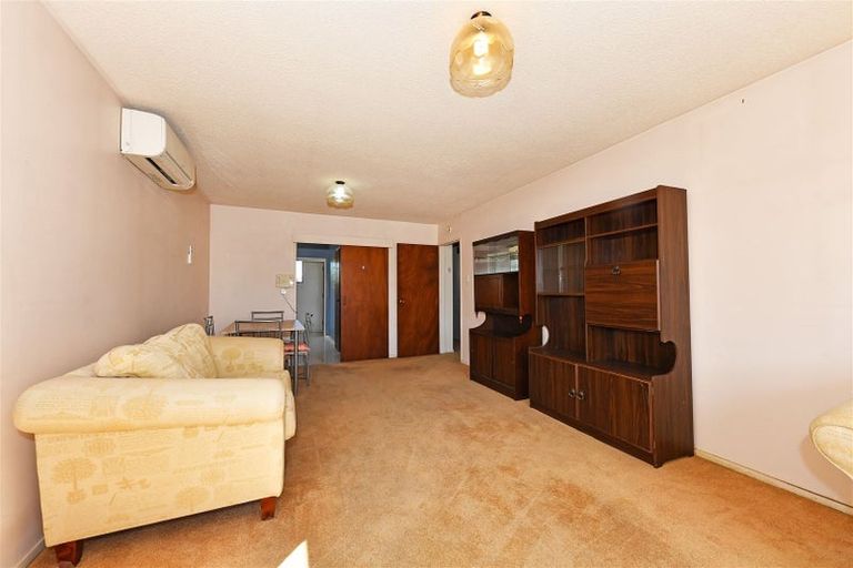 Photo of property in 2/34 Epsom Road, Sockburn, Christchurch, 8042