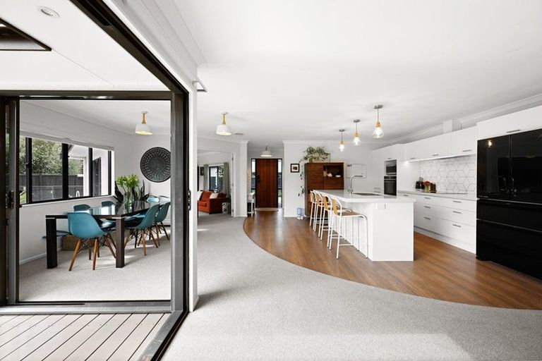 Photo of property in 10 Cherie Close, Rototuna, Hamilton, 3210