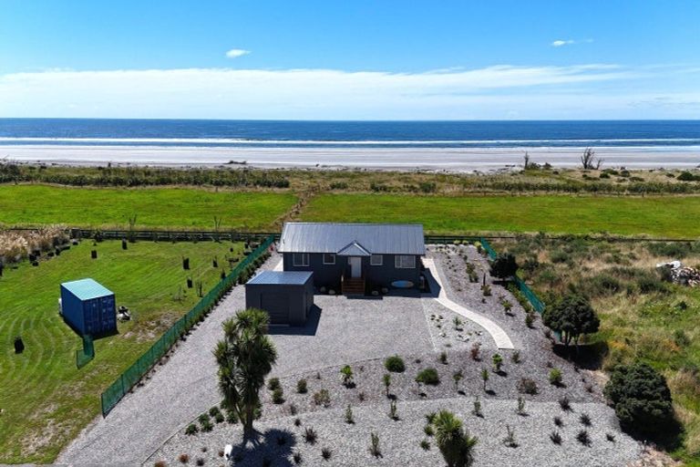 Photo of property in 22 Elley Drive, Carters Beach, Westport, 7825