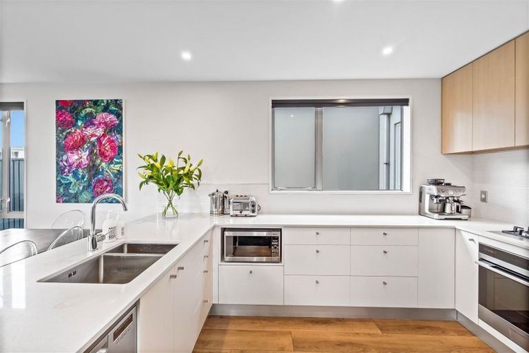 Photo of property in 18a Brockworth Place, Riccarton, Christchurch, 8011