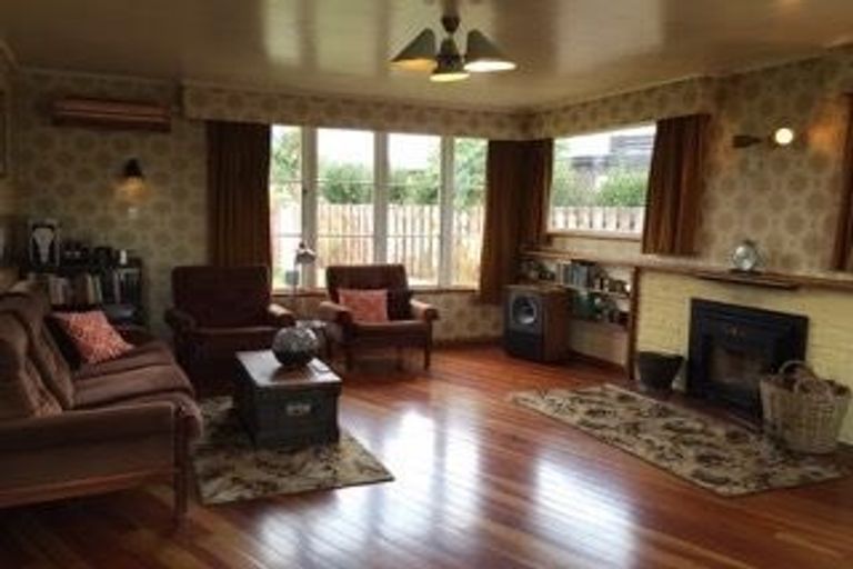 Photo of property in 52 Hinekura Avenue, Taupo, 3330