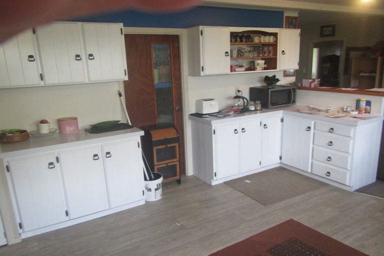 Photo of property in 207 Vipond Road, Stanmore Bay, Whangaparaoa, 0932