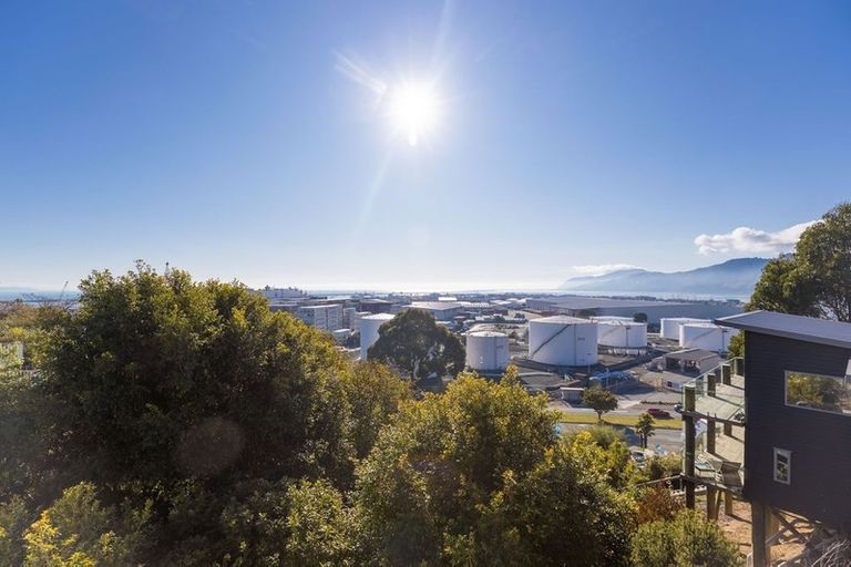 Photo of property in 32a Mount Pleasant Avenue, Beachville, Nelson, 7010