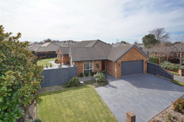 Photo of property in 32 Glencullen Drive, Casebrook, Christchurch, 8051