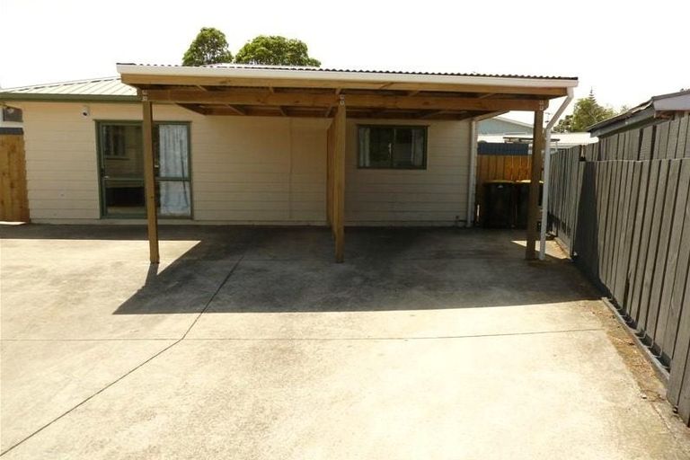 Photo of property in 38 Brentford Place, Manurewa, Auckland, 2102