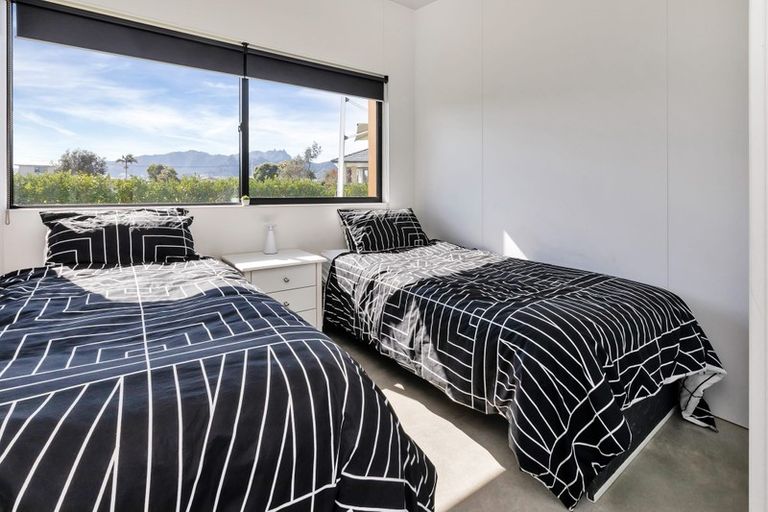 Photo of property in 19 Finch Street, One Tree Point, 0118