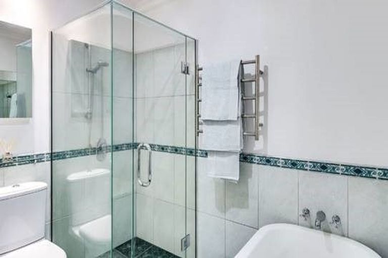 Photo of property in 20 Avenue Road, Greenmeadows, Napier, 4112