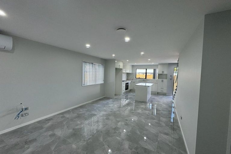 Photo of property in 42b Sheehan Avenue, Papakura, 2110