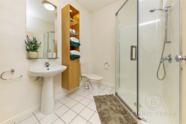 Photo of property in 125/2 Armoy Drive, East Tamaki, Auckland, 2016