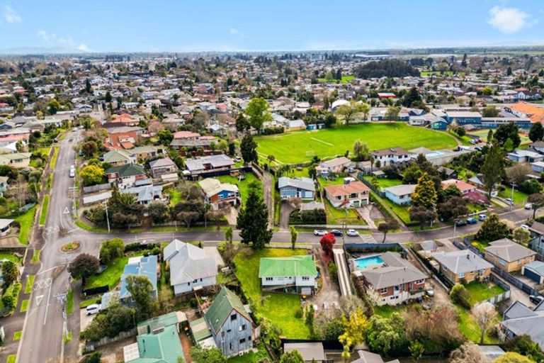 Photo of property in 2 Mccracken Avenue, Hillcrest, Hamilton, 3216