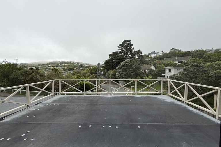 Photo of property in 63 Makara Road, Karori, Wellington, 6012