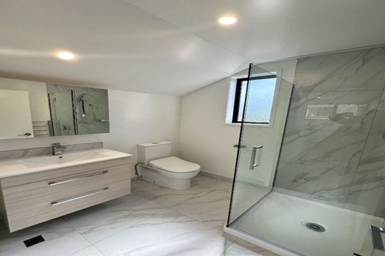 Photo of property in 2/5 Matata Place, Dallington, Christchurch, 8061