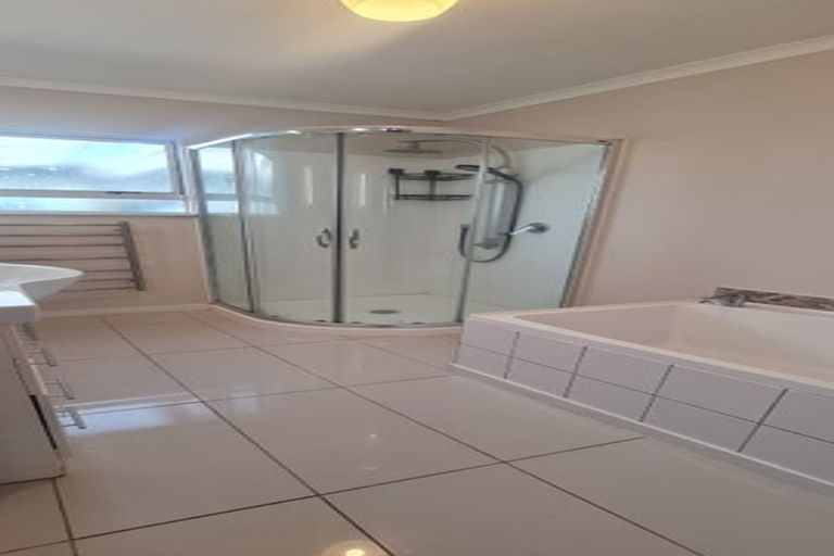 Photo of property in 5 Stredwick Drive, Torbay, Auckland, 0630