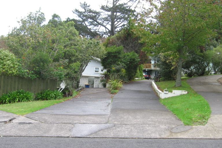 Photo of property in 30 Preston Avenue, Henderson, Auckland, 0610